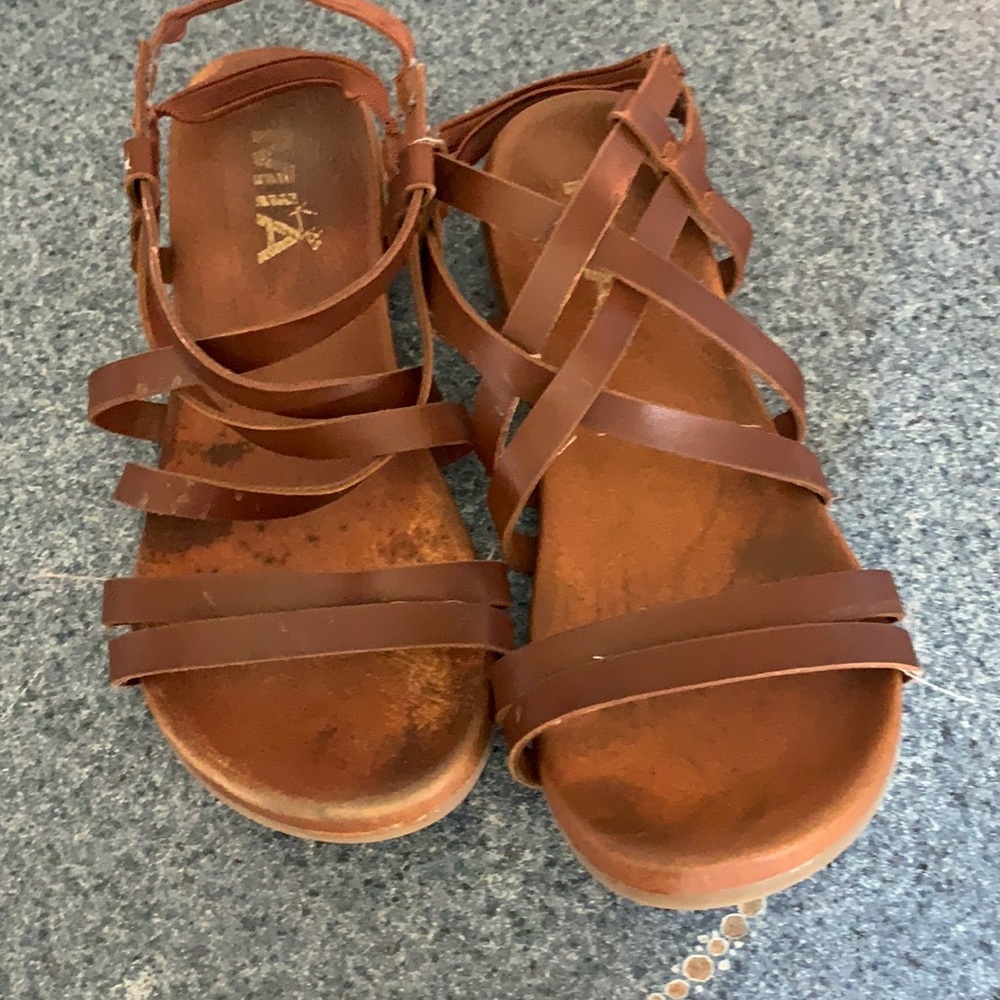 Mia Sandals